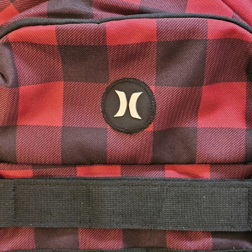 Hurley Red and Black Checkered Men's Skateboared Backpack, 15" And NEW! - Picture 3 of 11